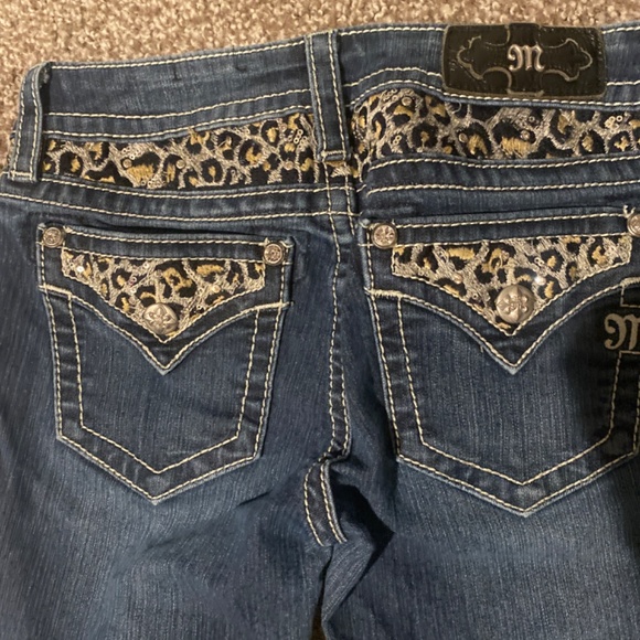 BEAUTIFUL BEDAZZLED ANIMAL PRINT MISS ME JEANS SIZE 25 - Picture 3 of 6